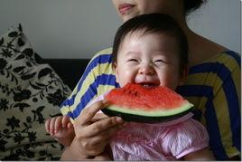 吃瓜拍照,记录那些甜蜜的瞬间