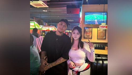 吃瓜盟主女粉丝,揭秘吃瓜盟主女粉丝的狂热魅力